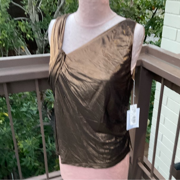 Perse liquid gold metallic drape tank with asymmetrical twist, NWT, Large - Picture 3 of 13